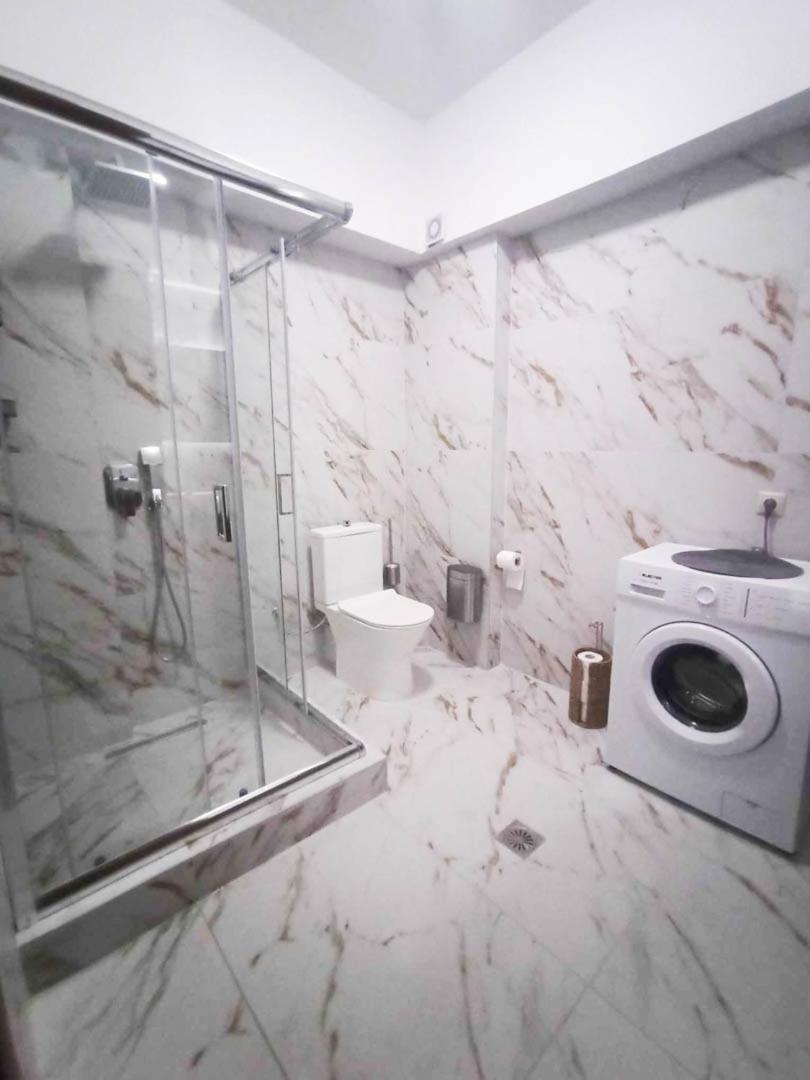 Down Town Luxurious Apartments 4 알렉산드로폴리스 외부 사진