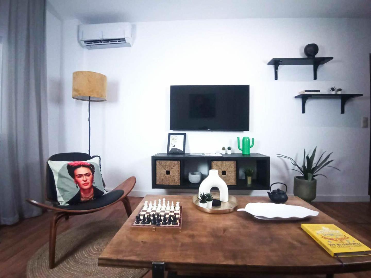 Down Town Luxurious Apartments 4 알렉산드로폴리스 외부 사진